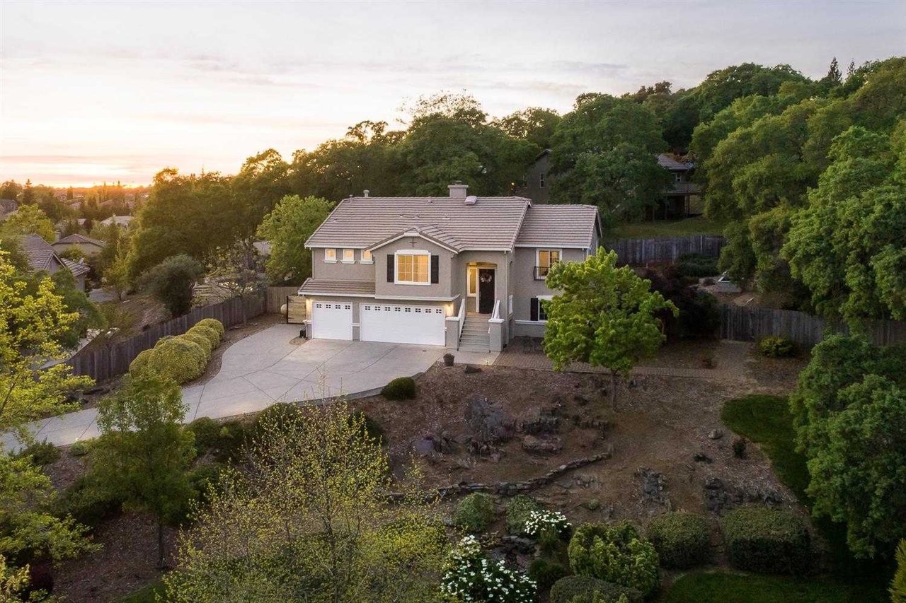 2203 Summer Dr