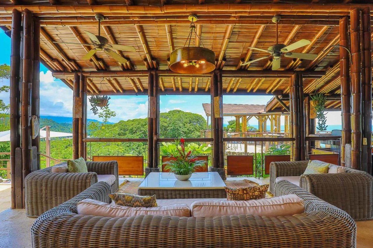 Casa Ramon, Stunning Luxury Tropical Villa With Private Spa & Pool