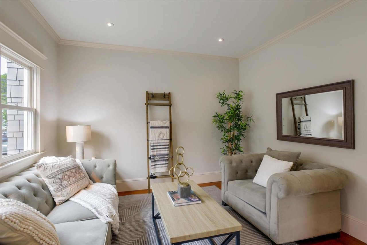 The Ins and Outs of Home Staging (and Why it Should Be on Your To-Do List)