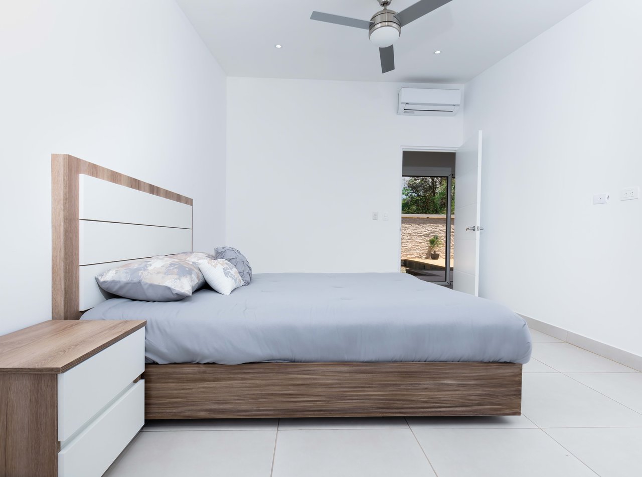 Uvita Paradise Brand New 3 Bedroom, 2.5 Bathroom Modern Home