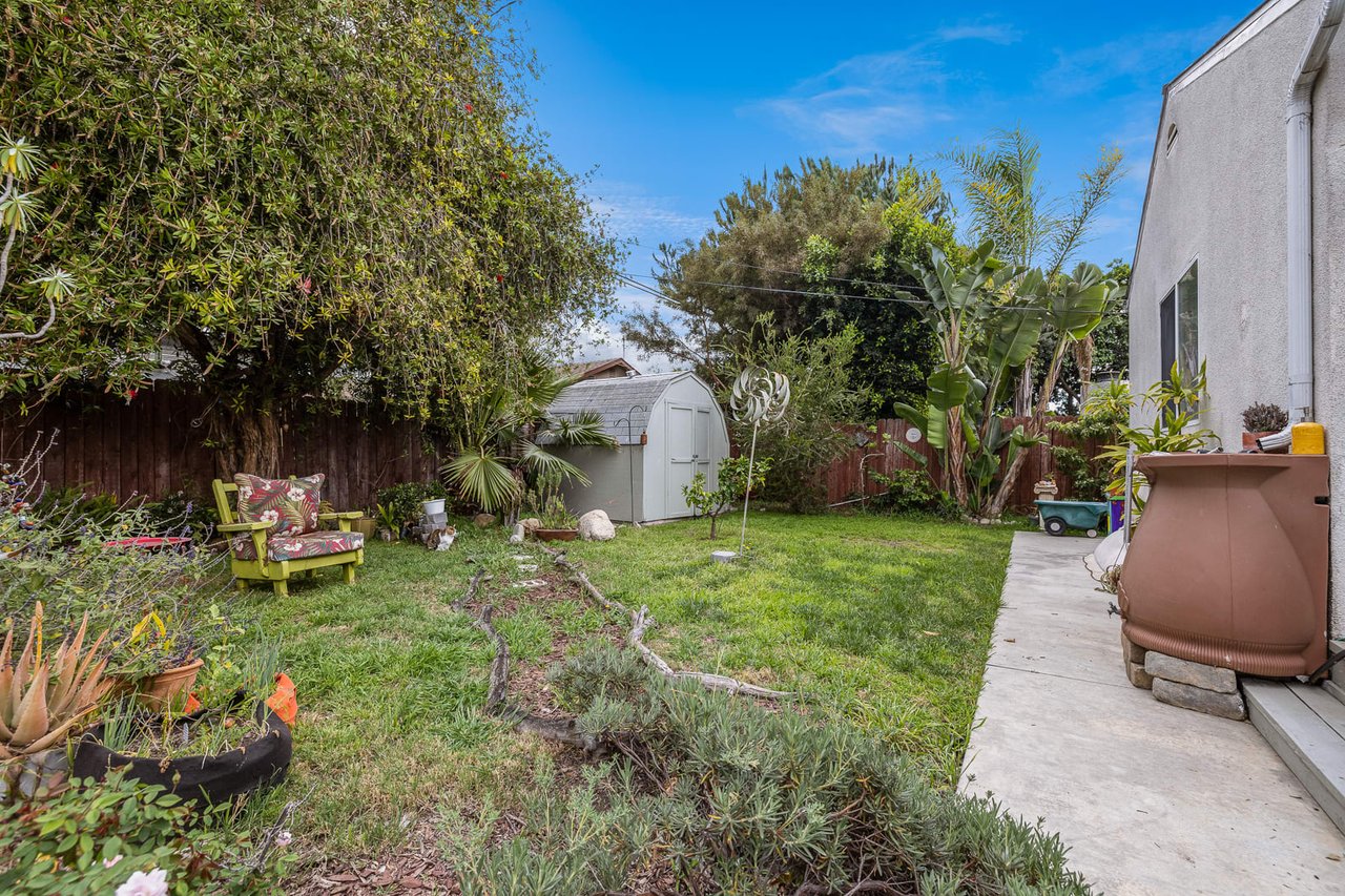 7776 Isis Ave