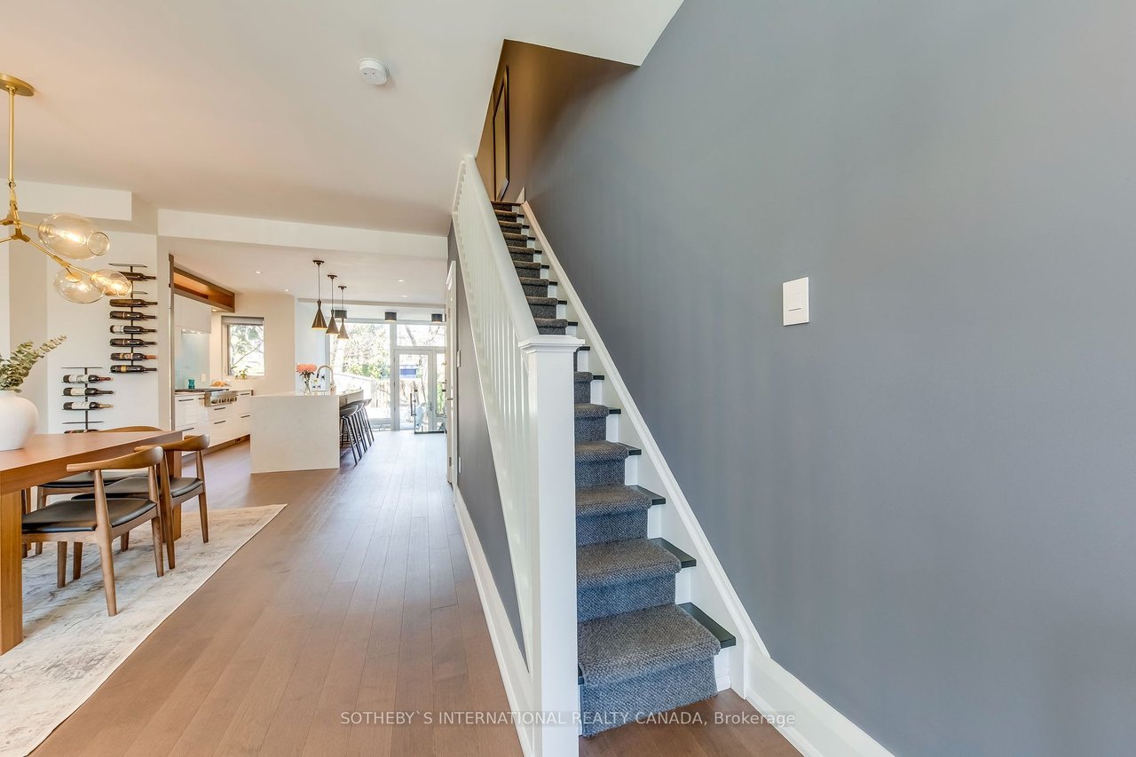 152 Riverdale Ave