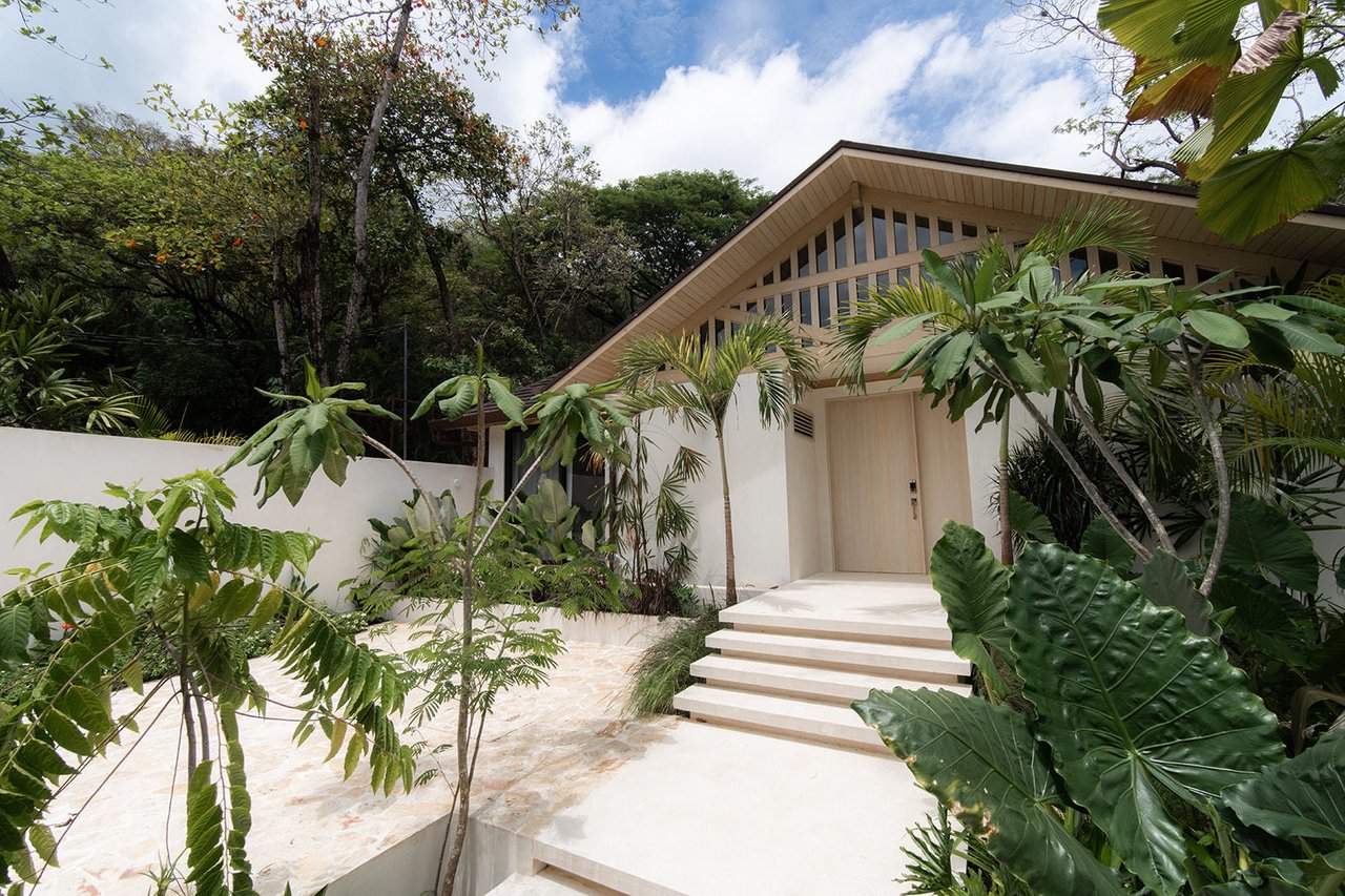 Modern Tropical Pool Estate, Santa Teresa, Puntarenas