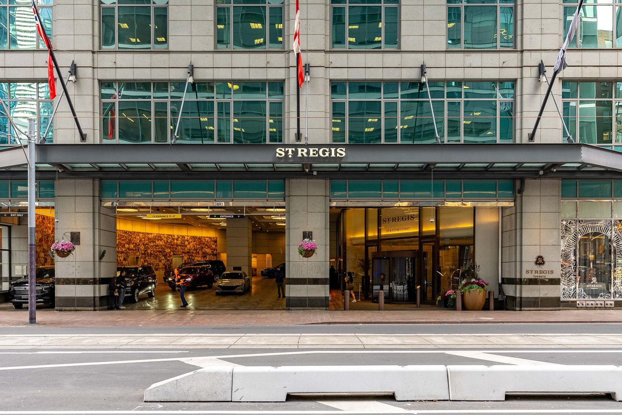 311 Bay St #5104, Toronto