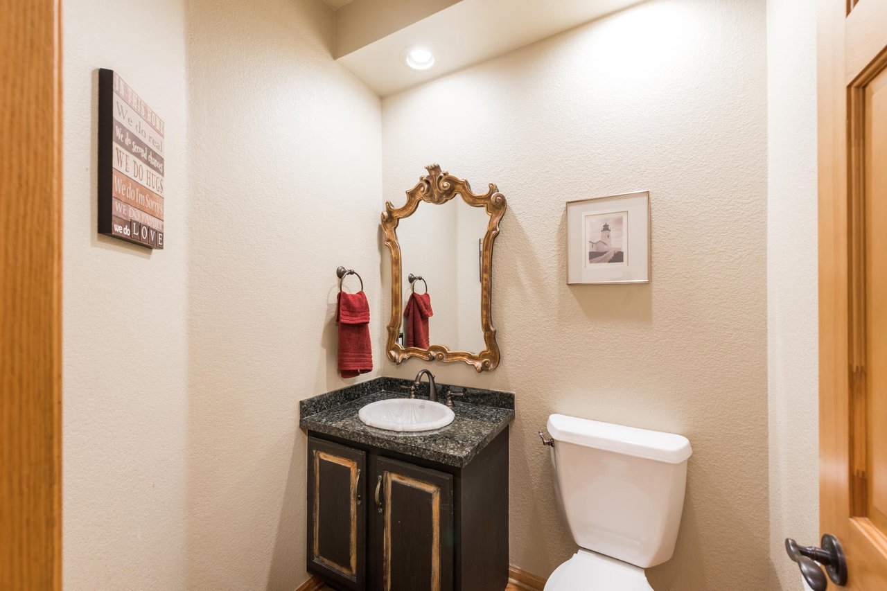 1439 Belford