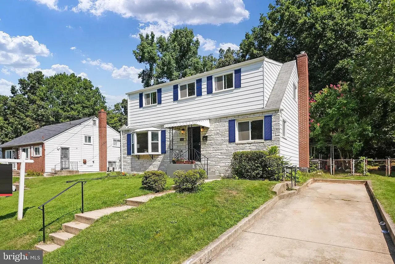 1208 Birchwood Dr