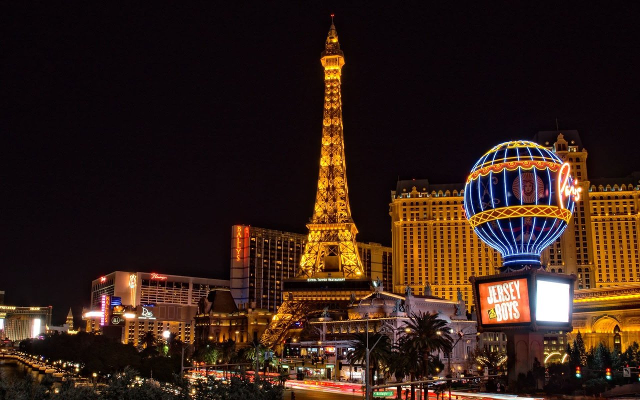 Why Work with a Luxury Real Estate Agent in Las Vegas