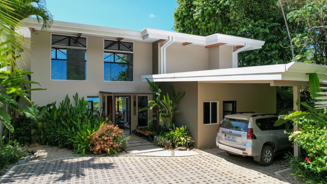 Balinese Style Oceanview Villa, Uvita, Puntarenas