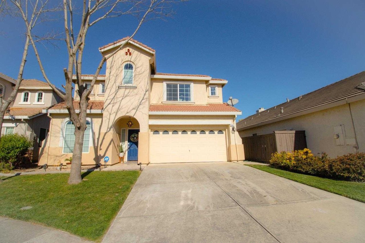 2321 Carex Court
