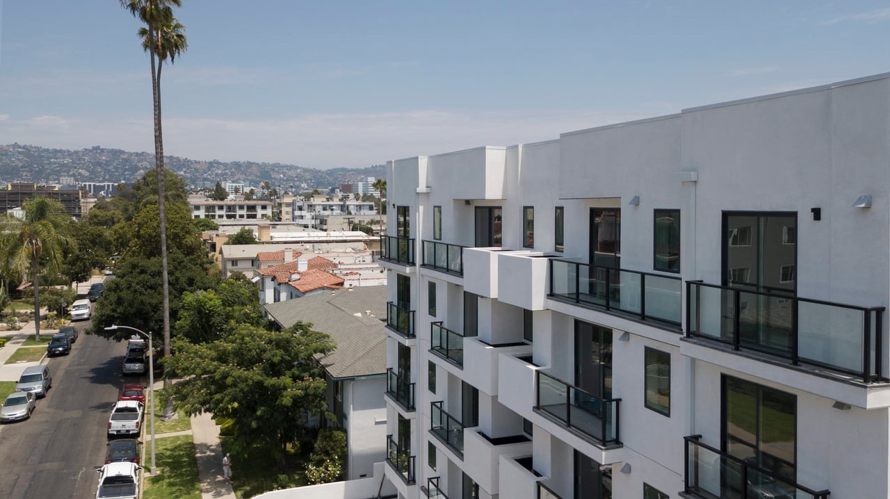 Explore The Pico-Robertson District