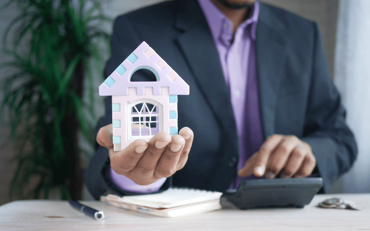 Fixed vs. Adjustable Rate Mortgages: Which Is Right for You?