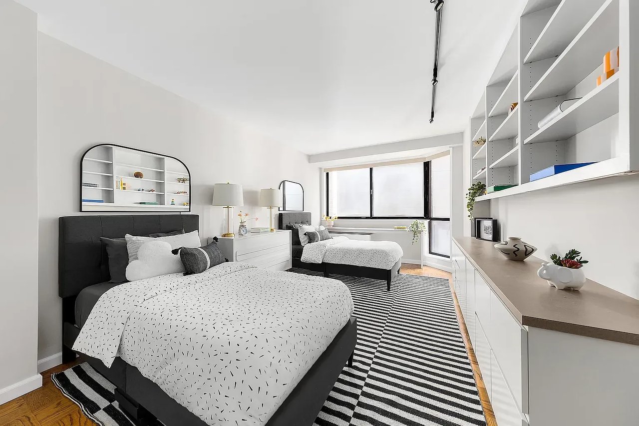 1725 York Avenue, Unit 14B
