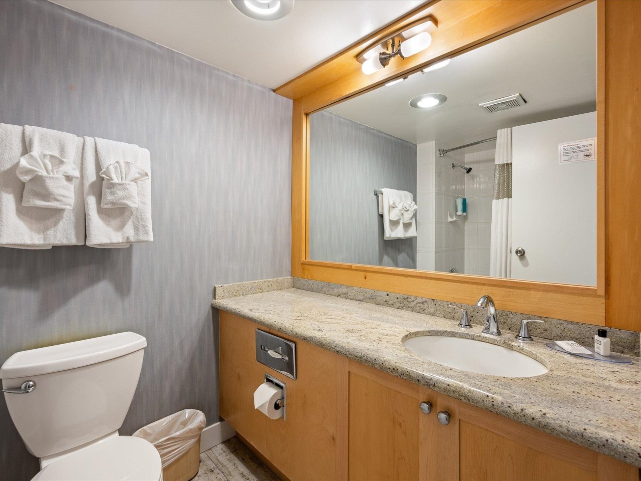 306-4420 Sundial Pl
