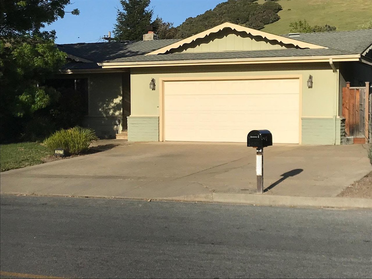 20271 Portola Dr