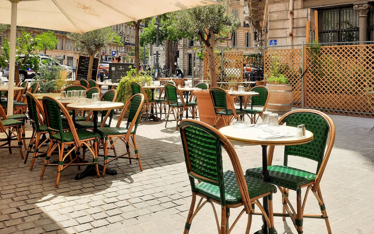 9 Best Hinsdale Restaurants