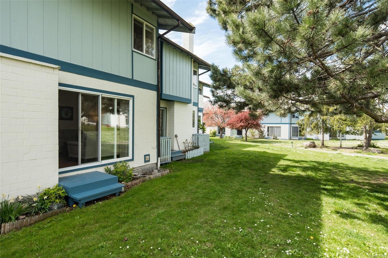 69-3987 Gordon Head Rd