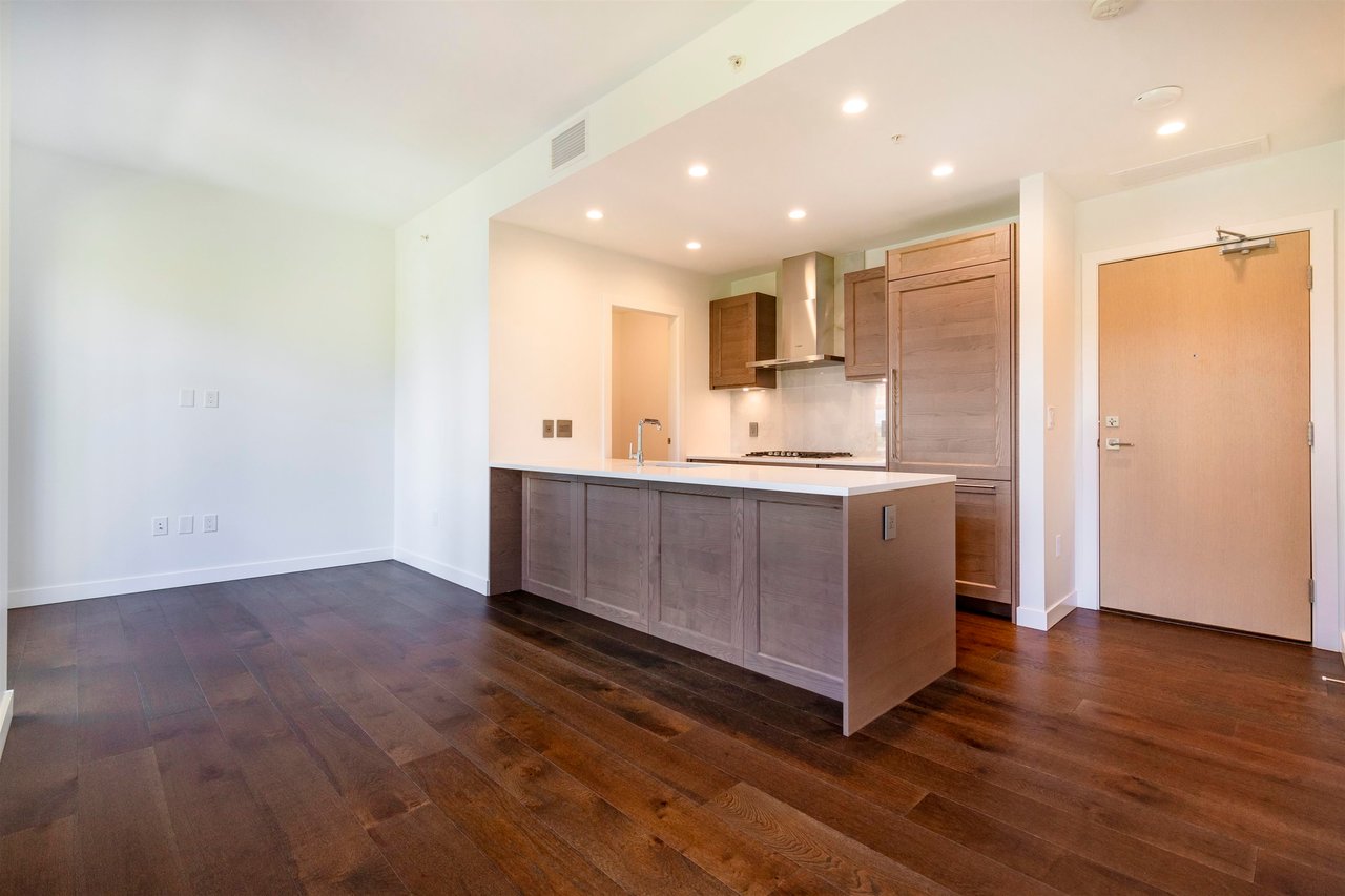 M401-5681 Birney Ave