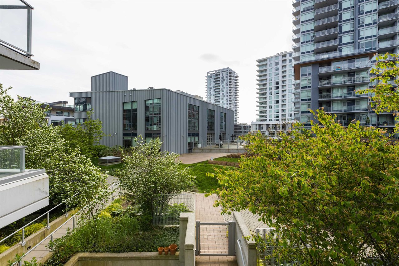 305-3557 Sawmill Cres