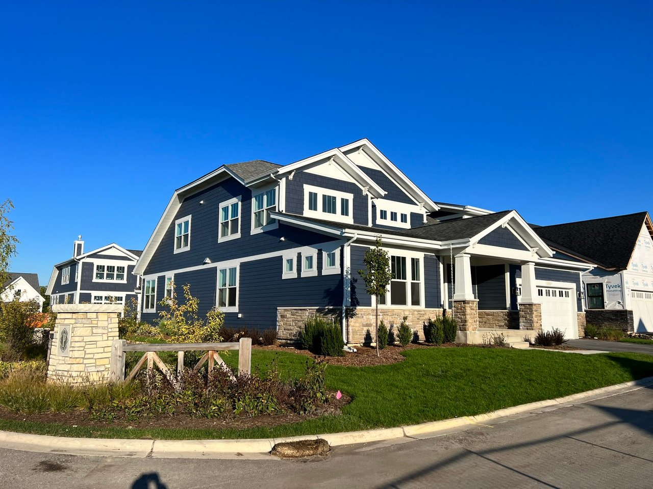2804 PARKSIDE CIR