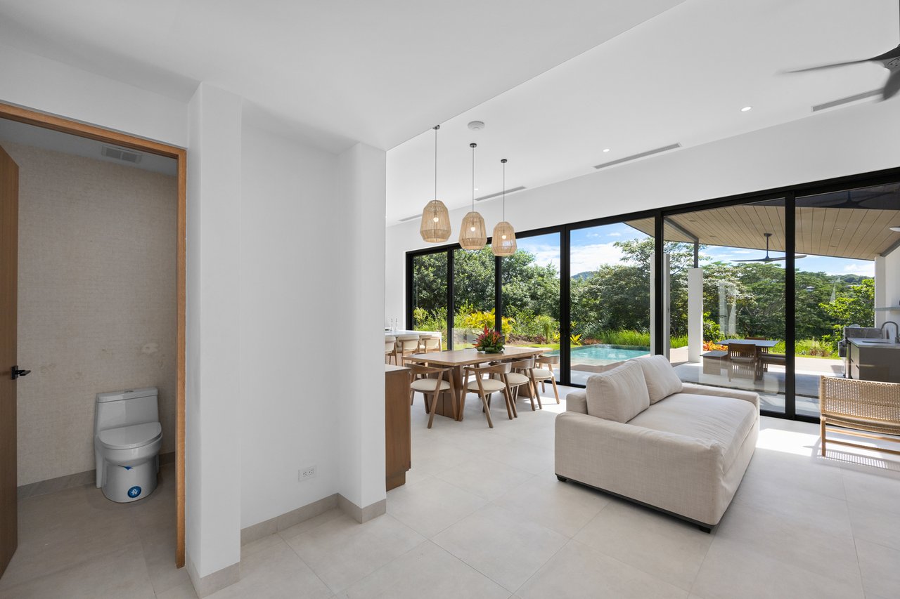 Modern Tropical Golf Villa, Flamingo, Guanacaste