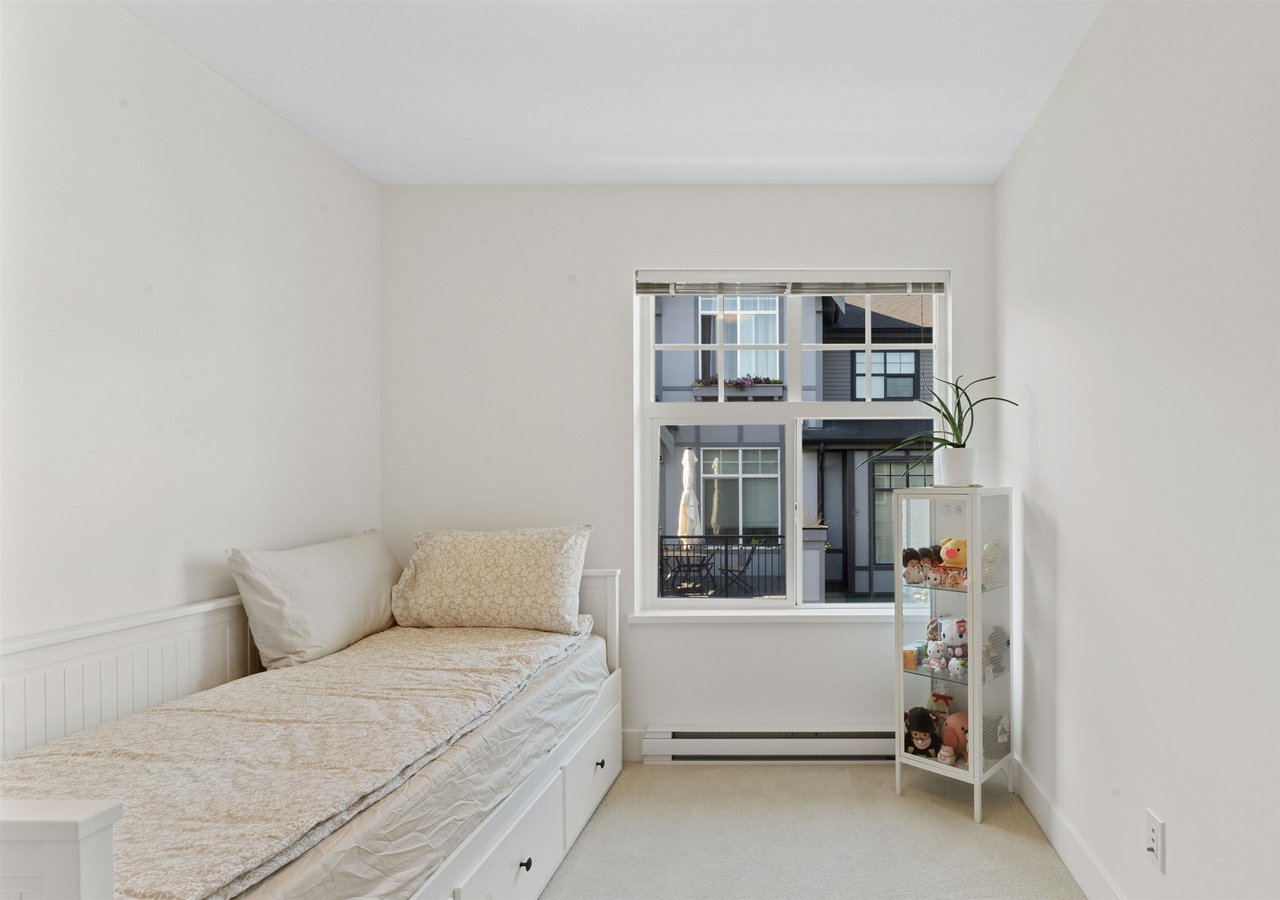 99-3552 Victoria Dr