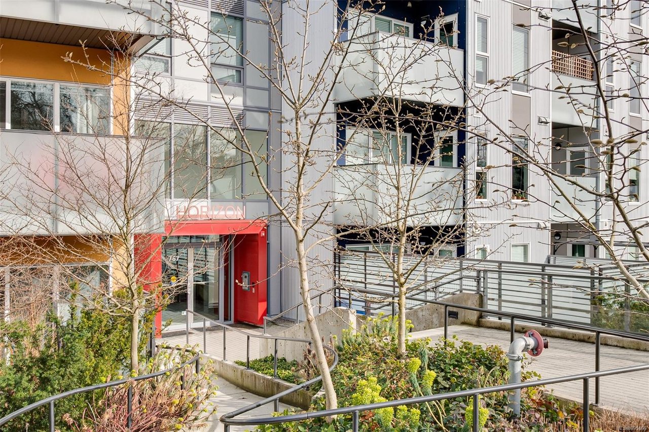 217-767 Tyee Rd