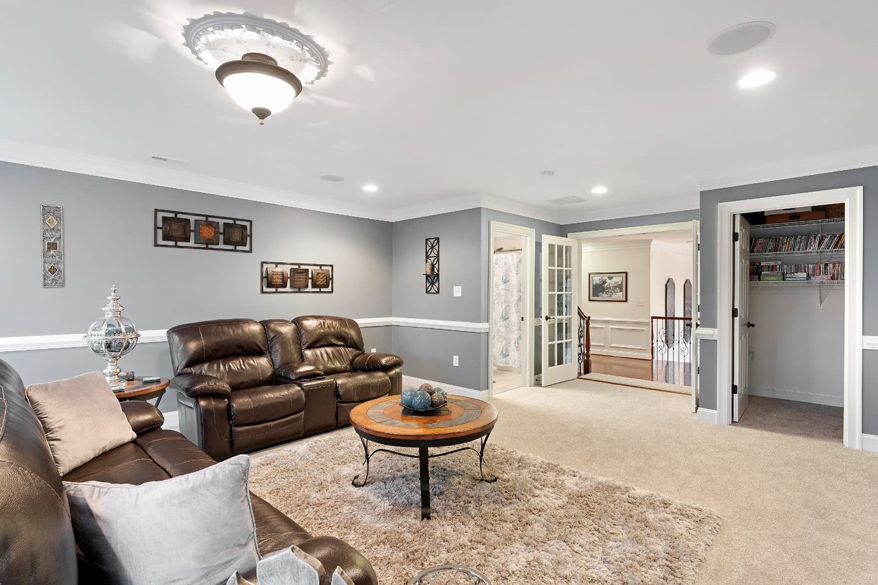 4007 Welby Drive