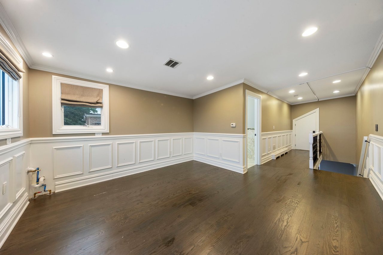 1220 River Road a