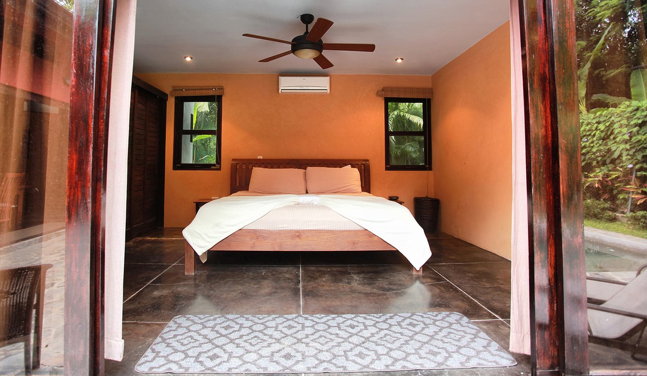 Pool Home Near Surf Break, Santa Teresa, Puntarenas