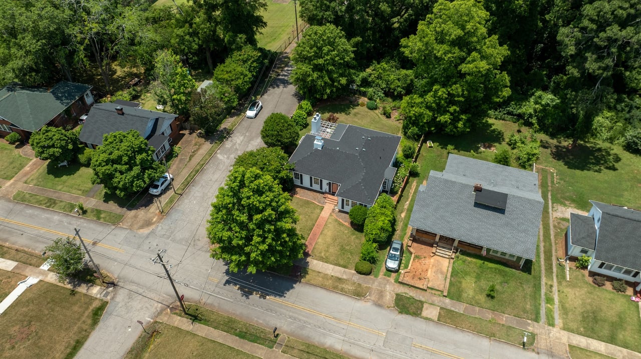 Charming Cottage Near LaGrange College