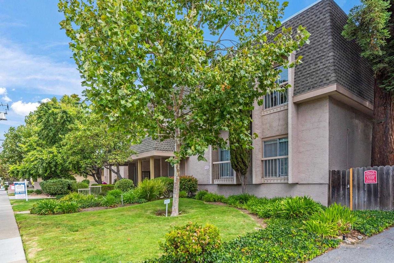 50 N San Mateo DR 218