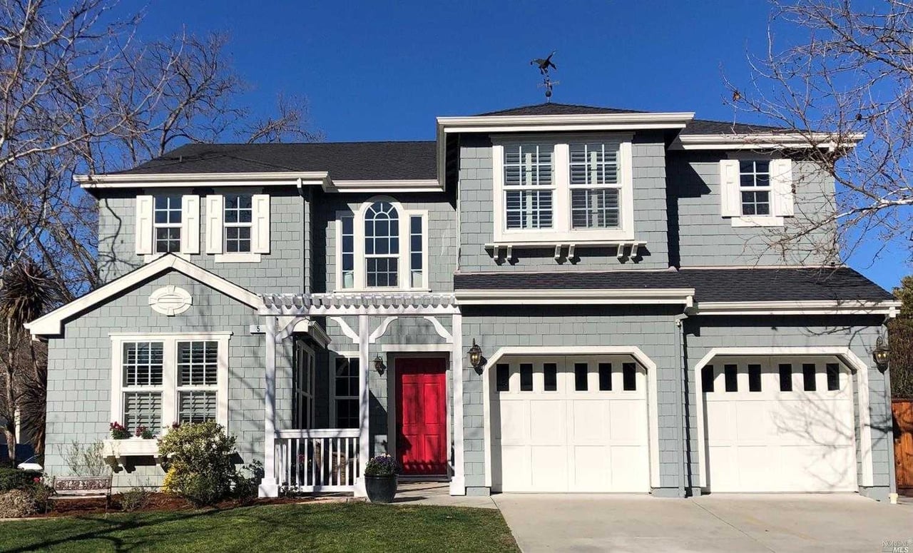 5 Silver Maple Place