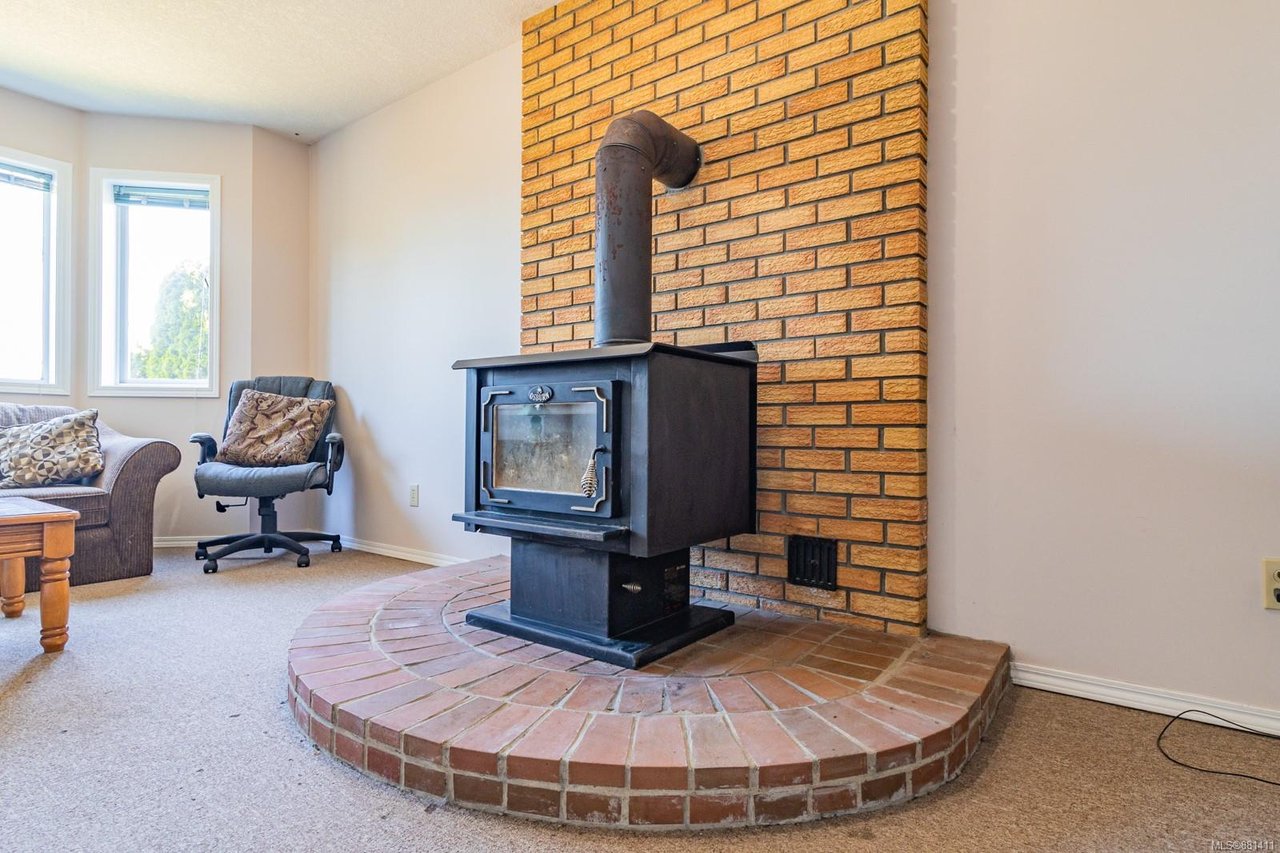 5270 Catalina Dr, Nanaimo