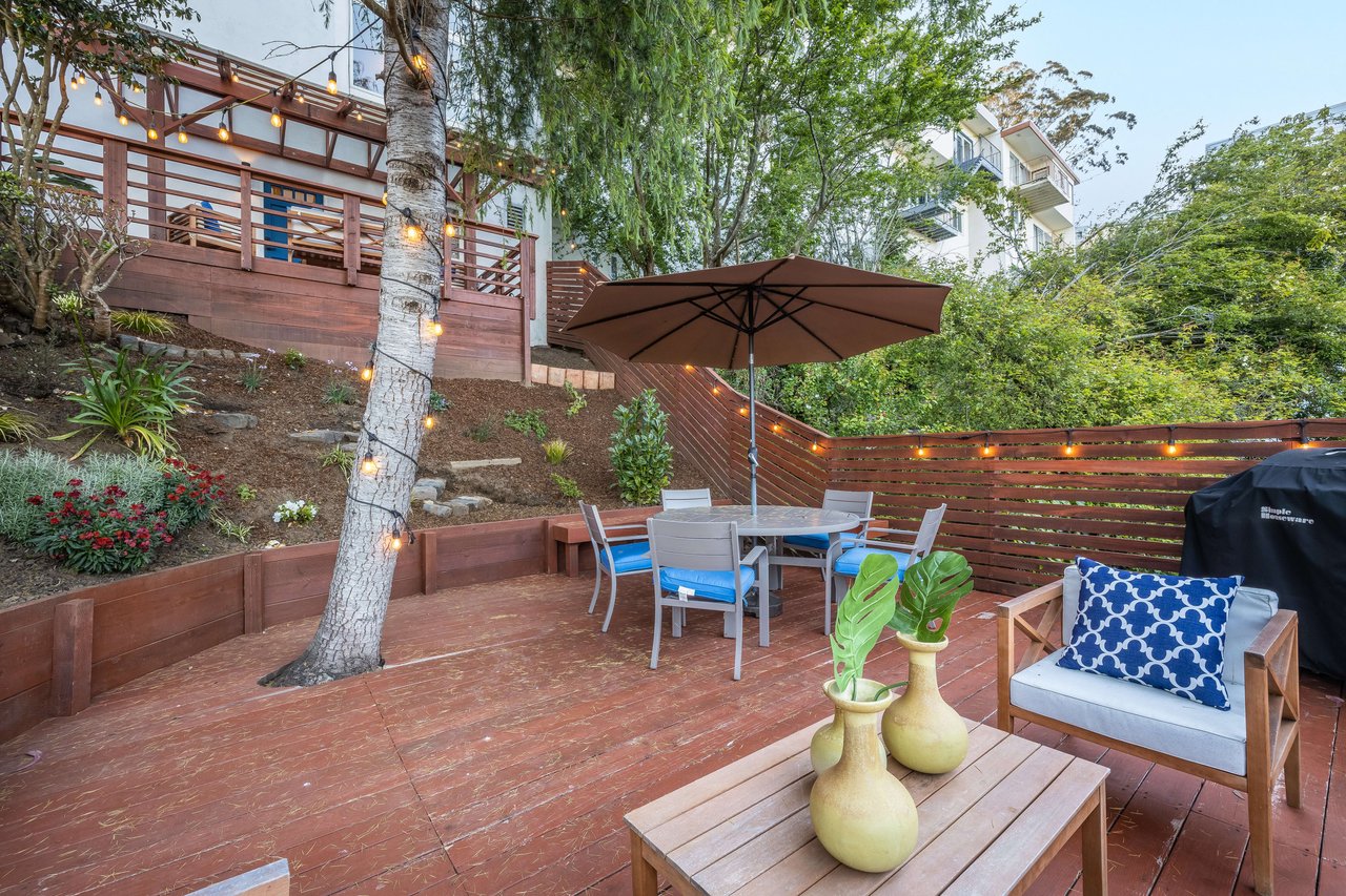 82 Stanford Heights Ave