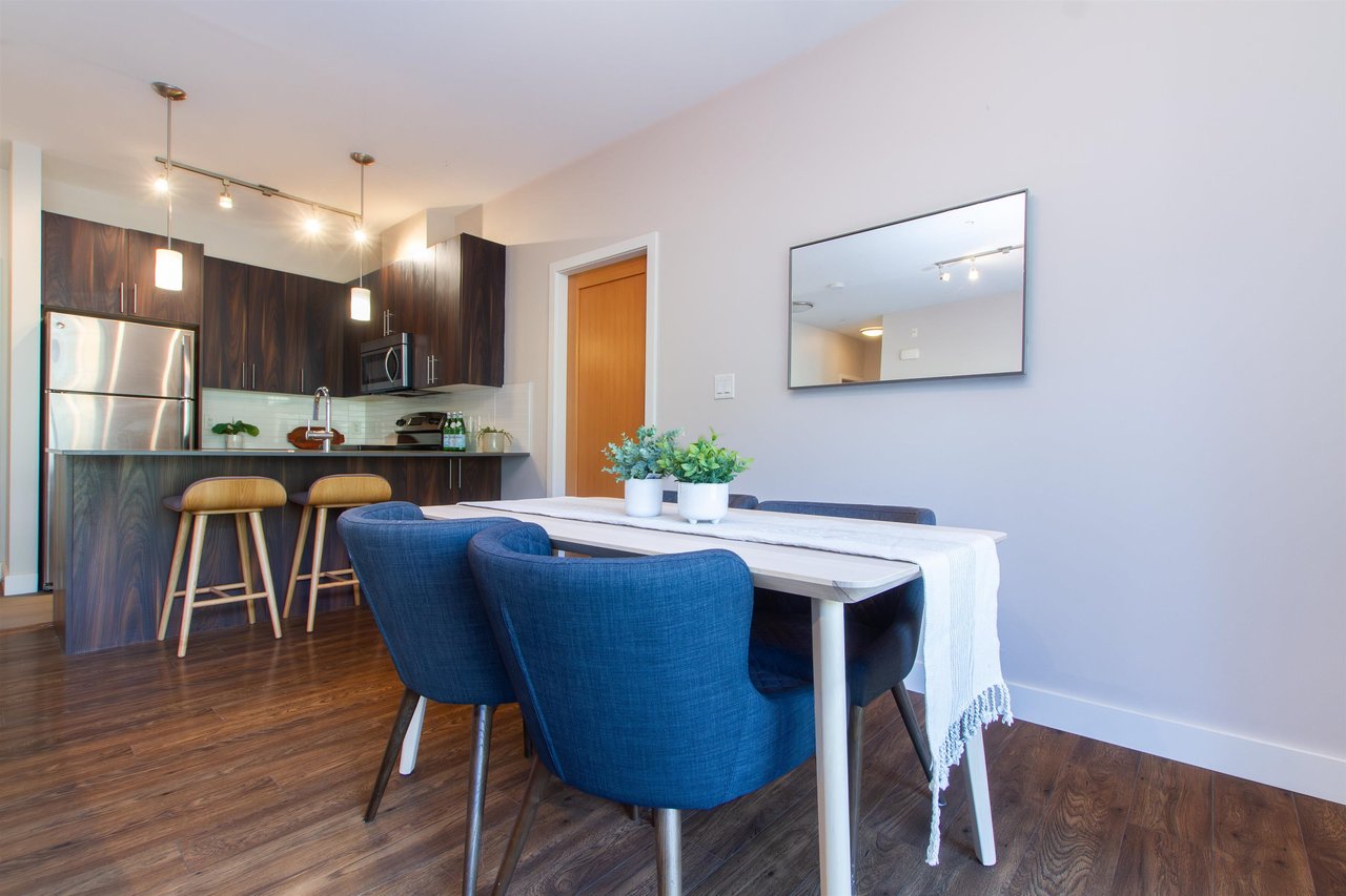 205-1025 Legacy Wy
