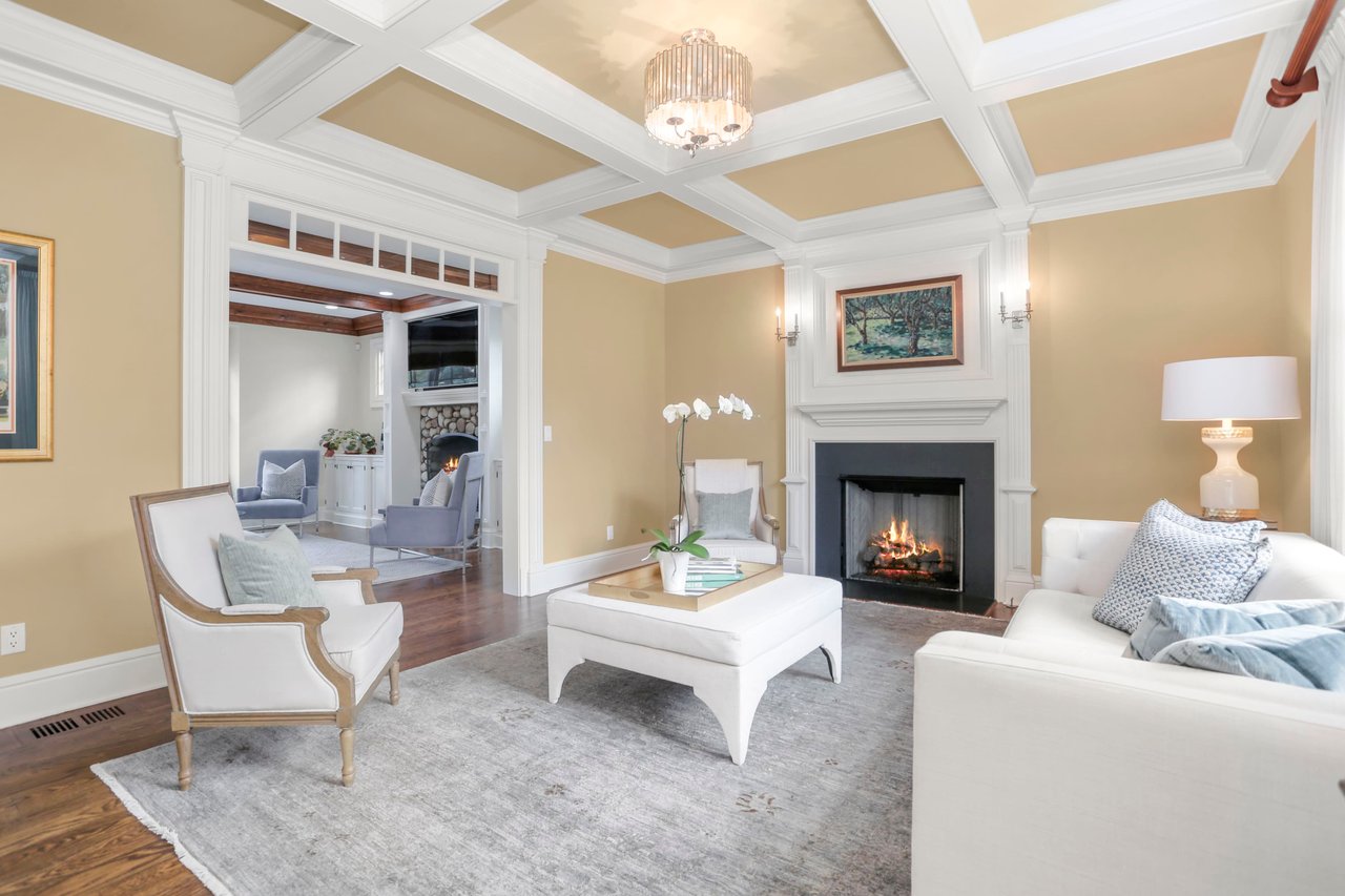 14 Woodhill Road