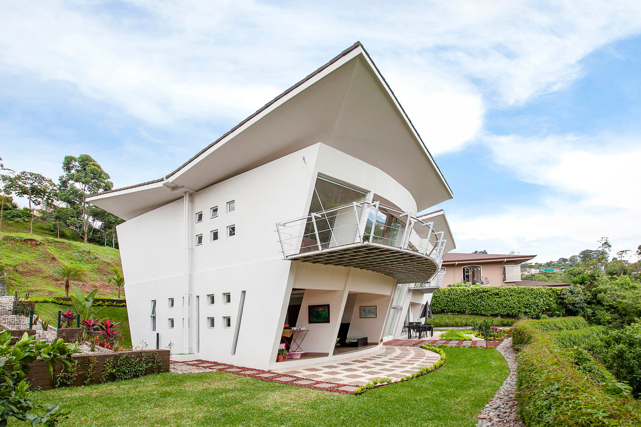Contemporary Forest Estate, Curridabat, San Jose