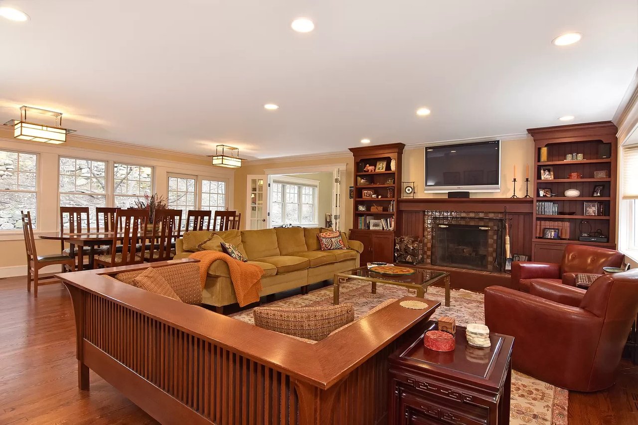 50 Markwood Rd