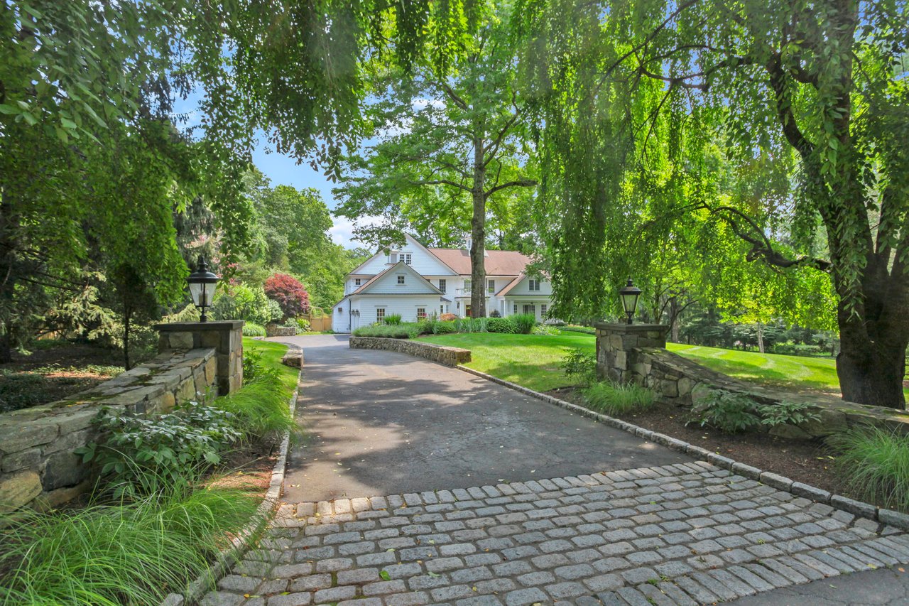15 Homeward Lane