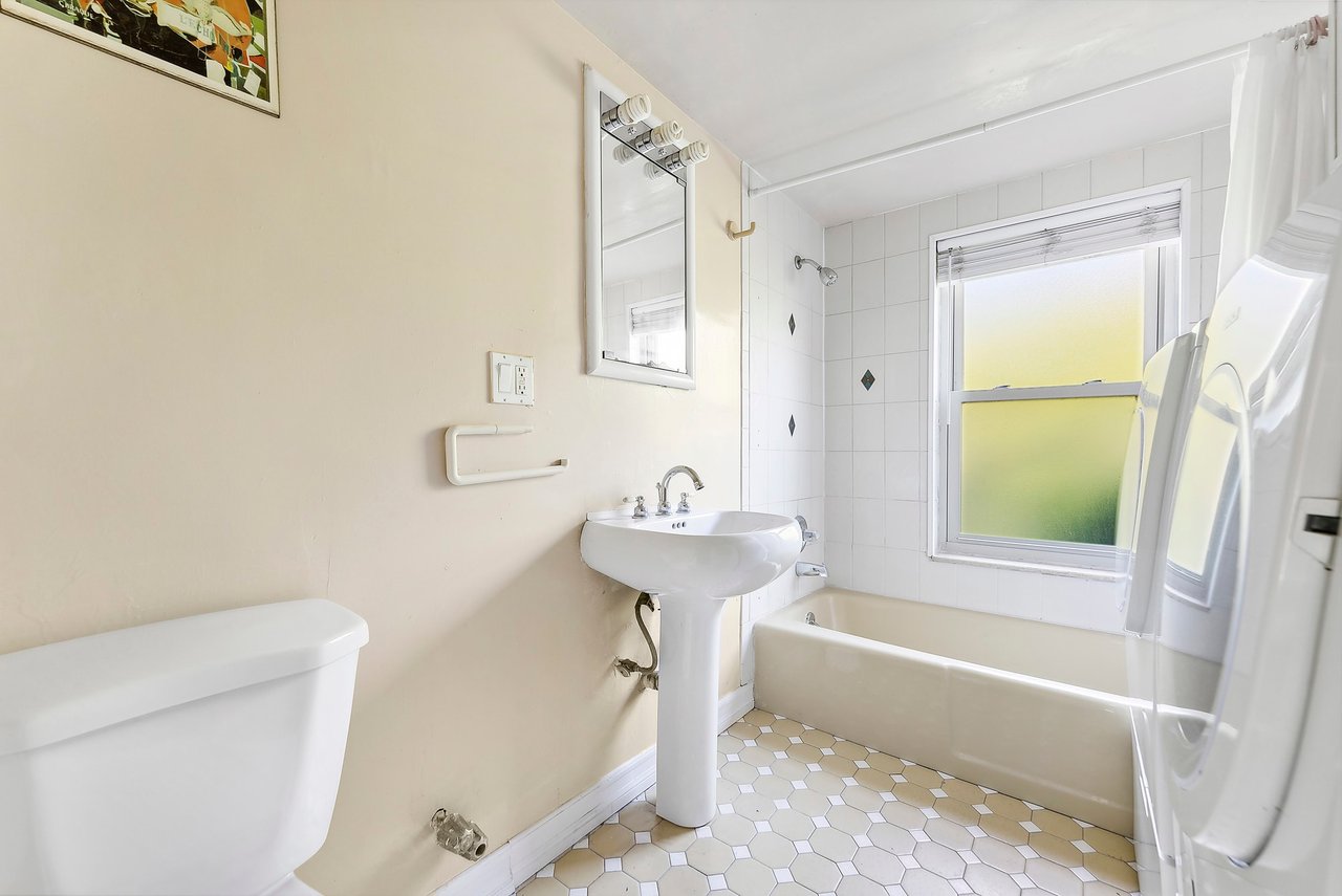 68 S Portland Avenue