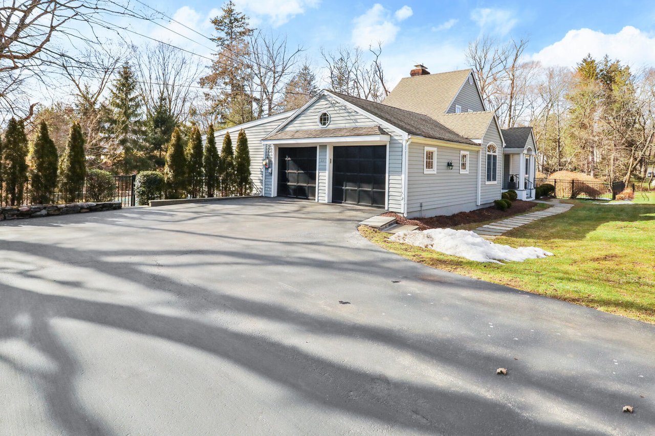137 Long Lots Road