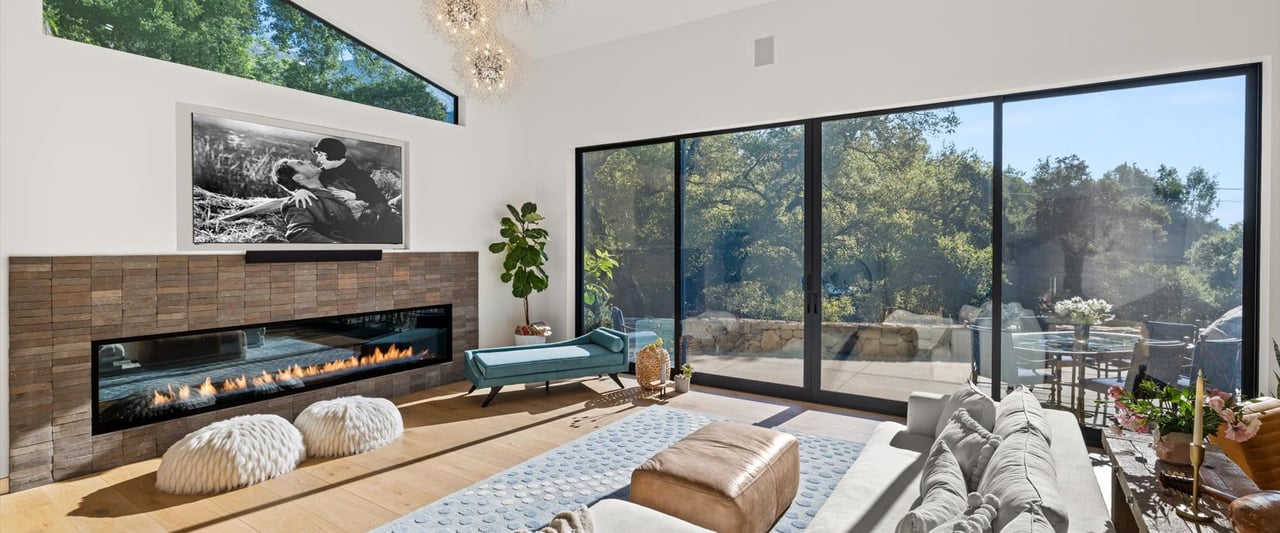 1458 Foothill Road