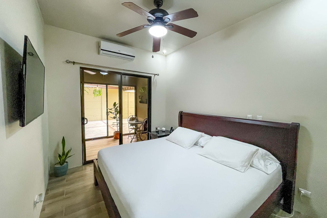 Beautiful Modern Home Manuel Antonio