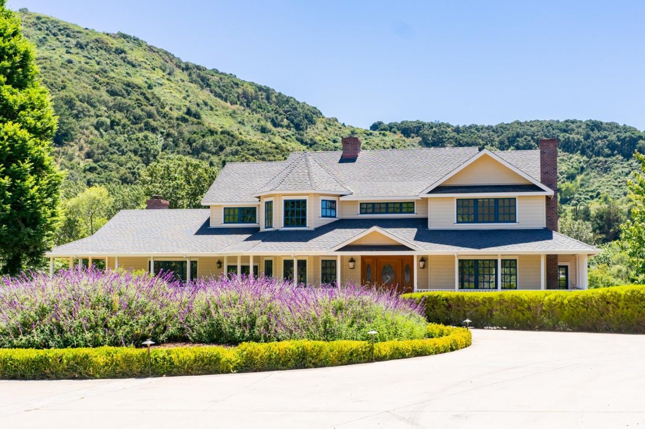 7230 Carmel Valley Rd