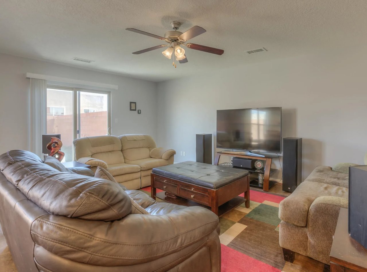 5008 Sala De Tomas Dr NW