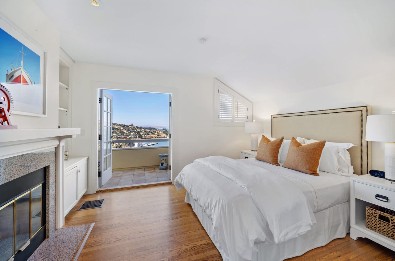 Iconic Belvedere View Estate