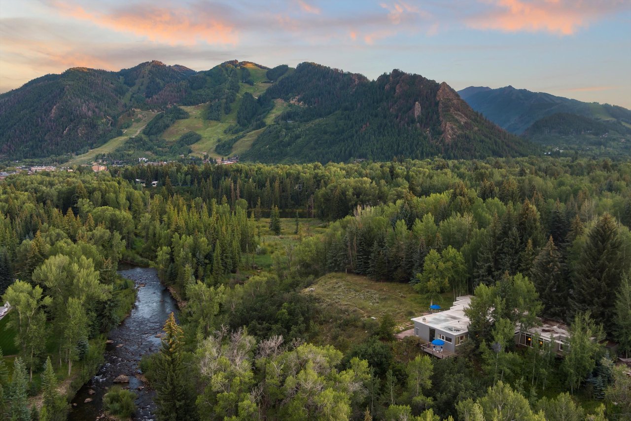 Roaring Fork Road Estate