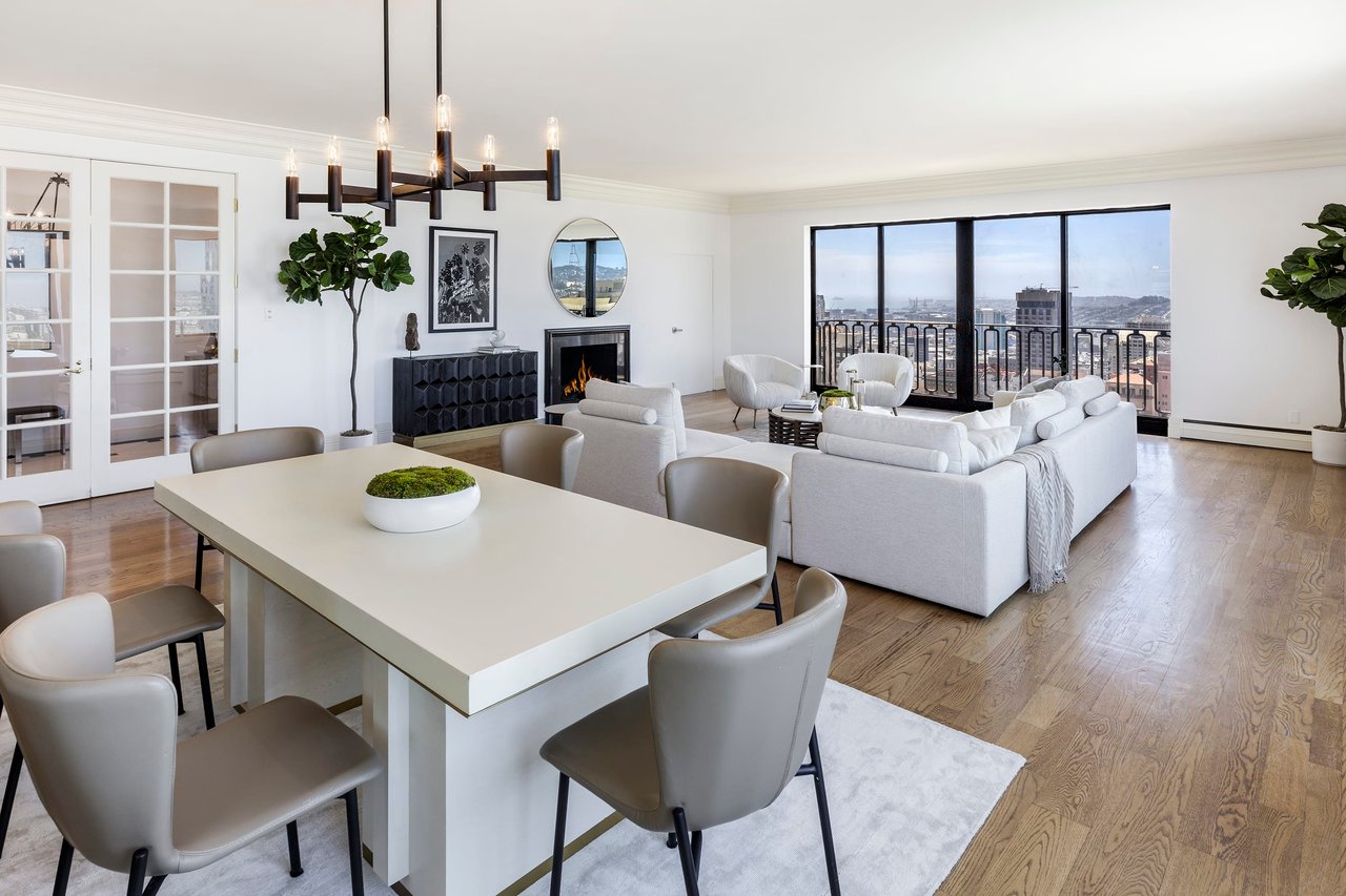 2,027 SqFt Corner View Condo On Nob Hill