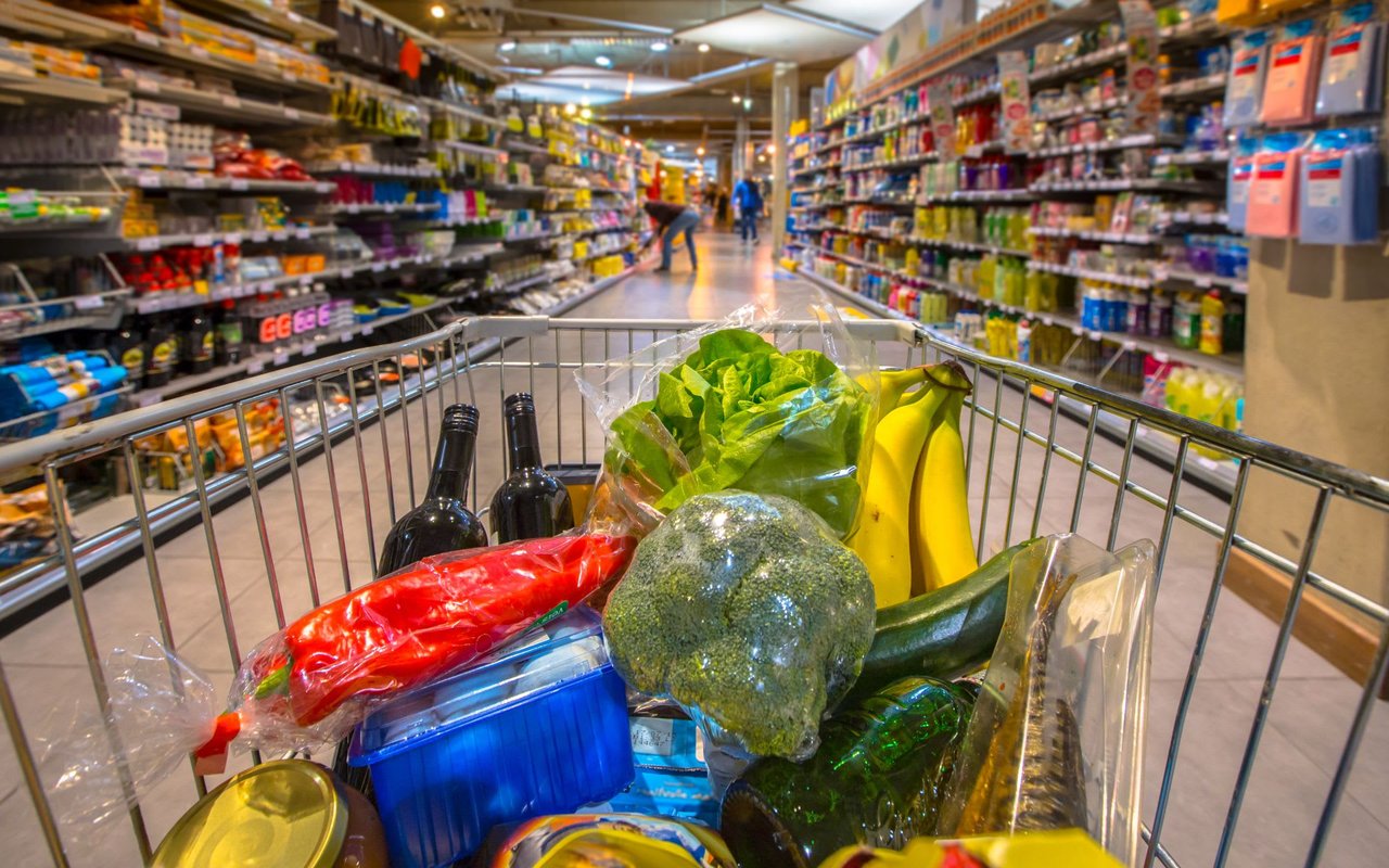 Which Grocery Store Lifts Home Values Most?