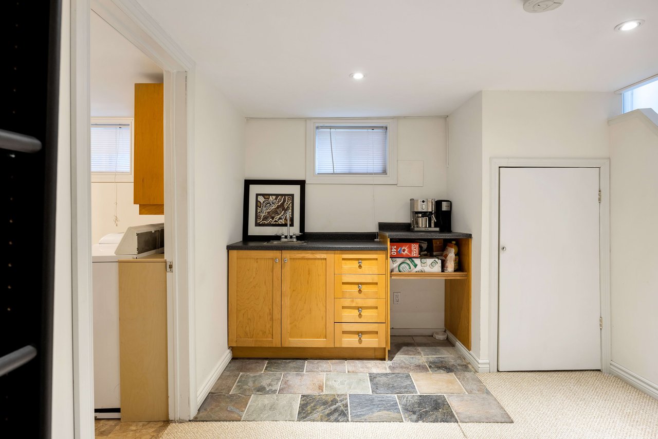 36 Hunt Club Dr